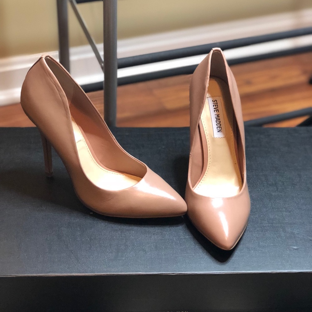Steve Madden Pumps